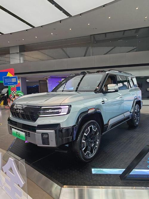 惠州龙门县禾云清企业管理咨询比亚迪方程豹硬派越野的爆款，英菲尼迪35周年与你共成长